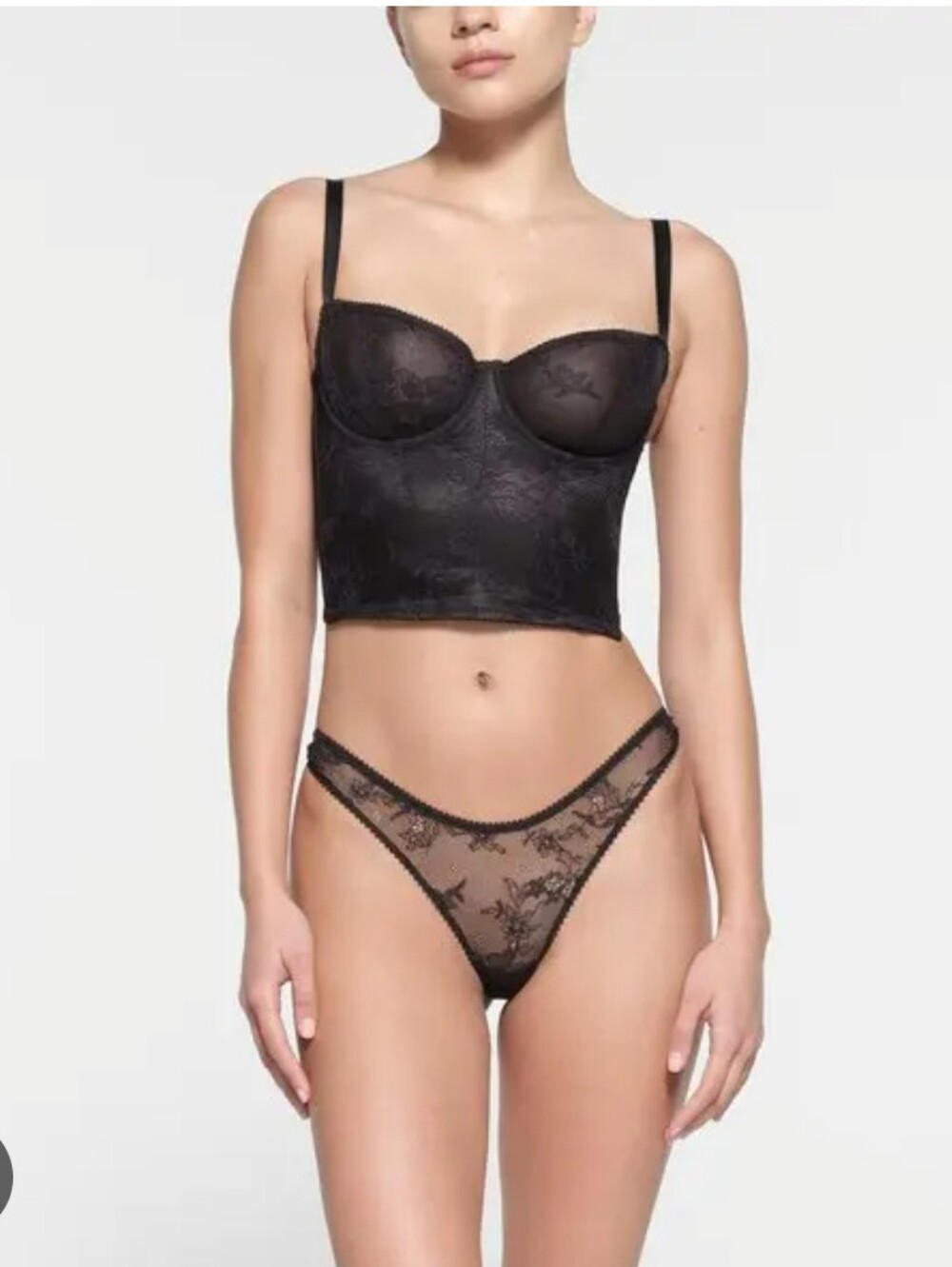 SKIMS NWT ultra Fine Lace Corset Top